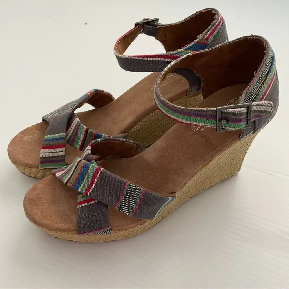 Toms Sienna striped strappy wedge sandals size 9.5 W